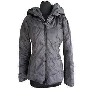 The North Face womens small goose down jacket 550 black hooded